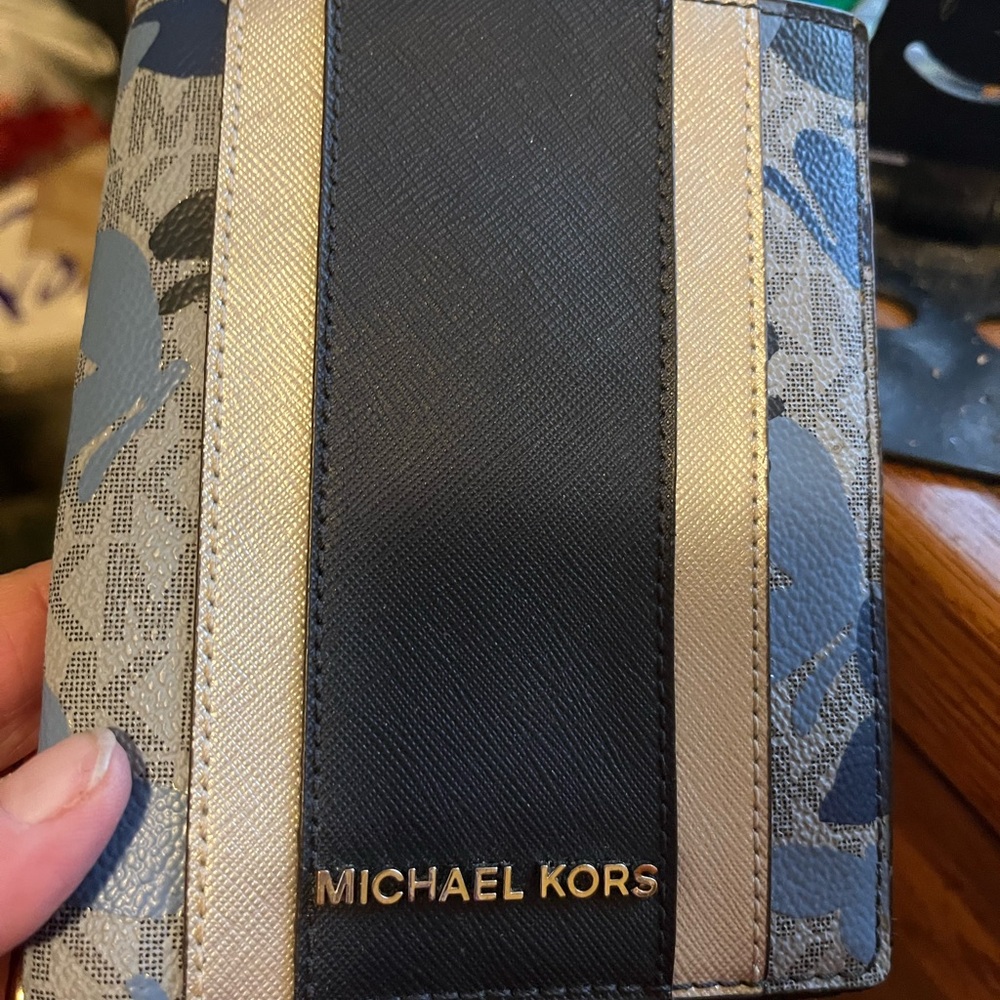 Michael Kors Black and Gold Card Holder